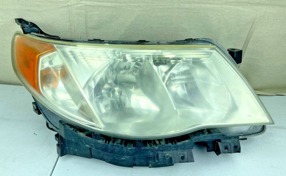 2009–2013 Subaru Forester Passenger Side Headlight Assembly  OEM 84001SC061 RH